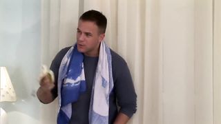 Orosz tini nőci és a két kuki