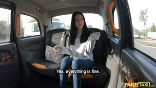 Fake Taxi - Alyssa Bounty análba dugva