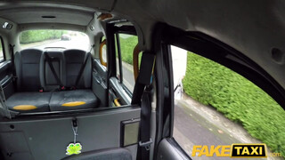 Fake Taxi - Óriás tőgyes milf megkúrelva