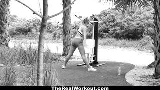 TheRealWorkout - Fitnesz vlogger és a méretes himbilimbi esete