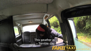 FakeTaxi - latin nőci análba kefélve