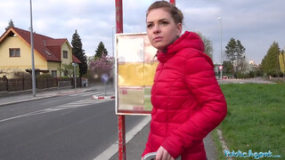 Public Agent - Amatőr hölgyemény pénzért megkefélve