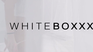 WhiteBoxxx - nyuszinak öltözött picsa megkefélve