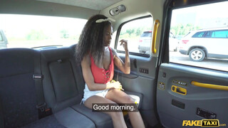 Fake Taxi - Tina Fire a nagy tőgyes néger csajszi