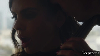 Deeper - Keisha Grey a méretes tőgyes fiatal lány