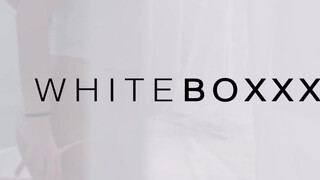 WhiteBoxxx - Lena Reif a méretes csöcsű orosz picsa