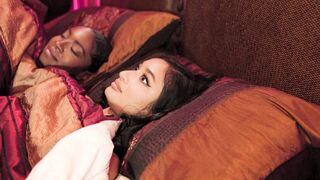 Amari Anne el sem hiszi, milyen jól nyali lányt Avery Black!