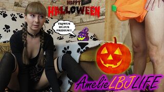 Kicsike boszorkány megidézi a méretes dákót és rendesen megbasszák, hogy beleélvezzen a puncijába - halloween 2020